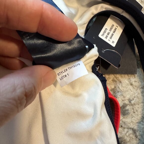 TOMMY HILFIGER {NWT} Women's Colorblock One Piece Swimsuit | 10 | 'Military' - Picture 6 of 7